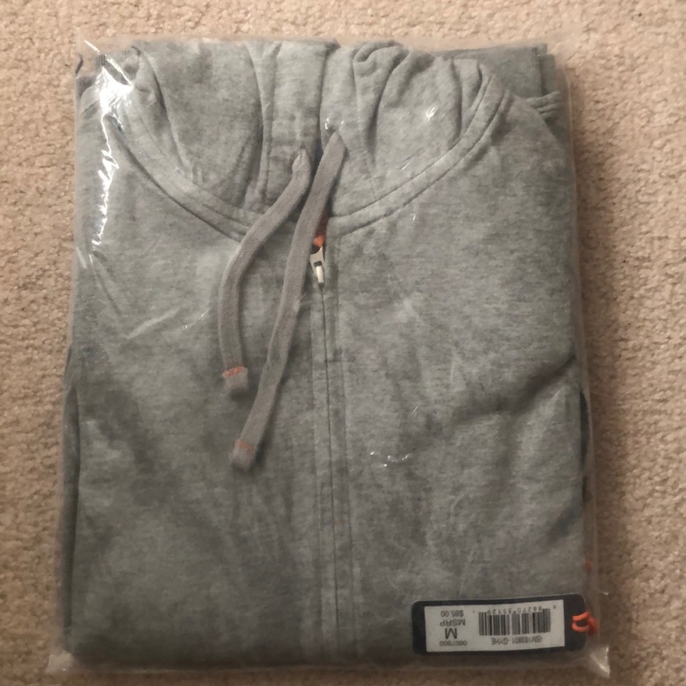 Grey Margaritaville sweatshirt. Medium